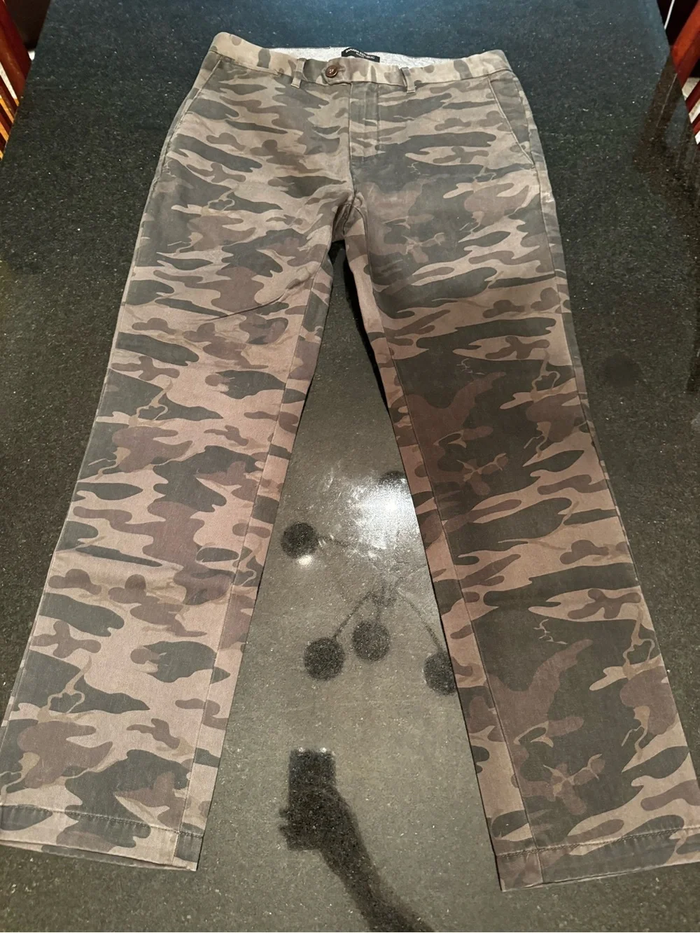 Banana Republic Slim Fit Camo Chinos in Olive and Dark Gray/Black